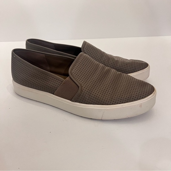 Vince Blair 5 Perforated Slip-On Sneakers‎ Sz 8 + - Picture 1 of 6